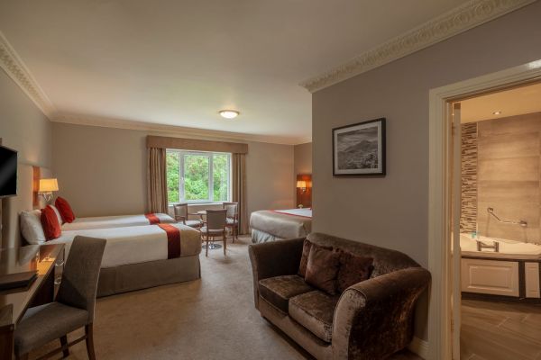 Family Suite with Bathroom
