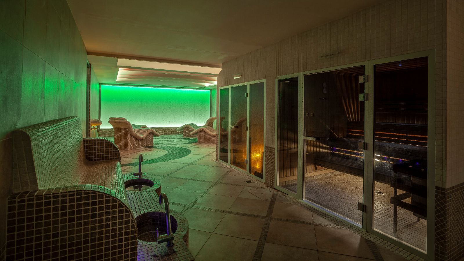 Sauna Serenity Spa Carrickdale Hotel