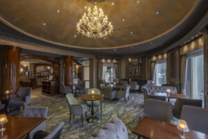 Dales Lounge