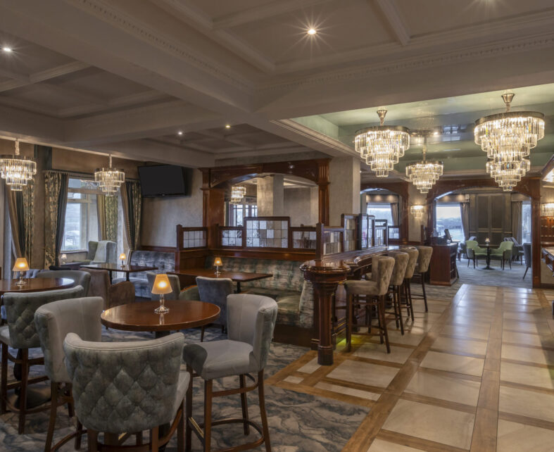 Dales Lounge Main Bar Carrickdale