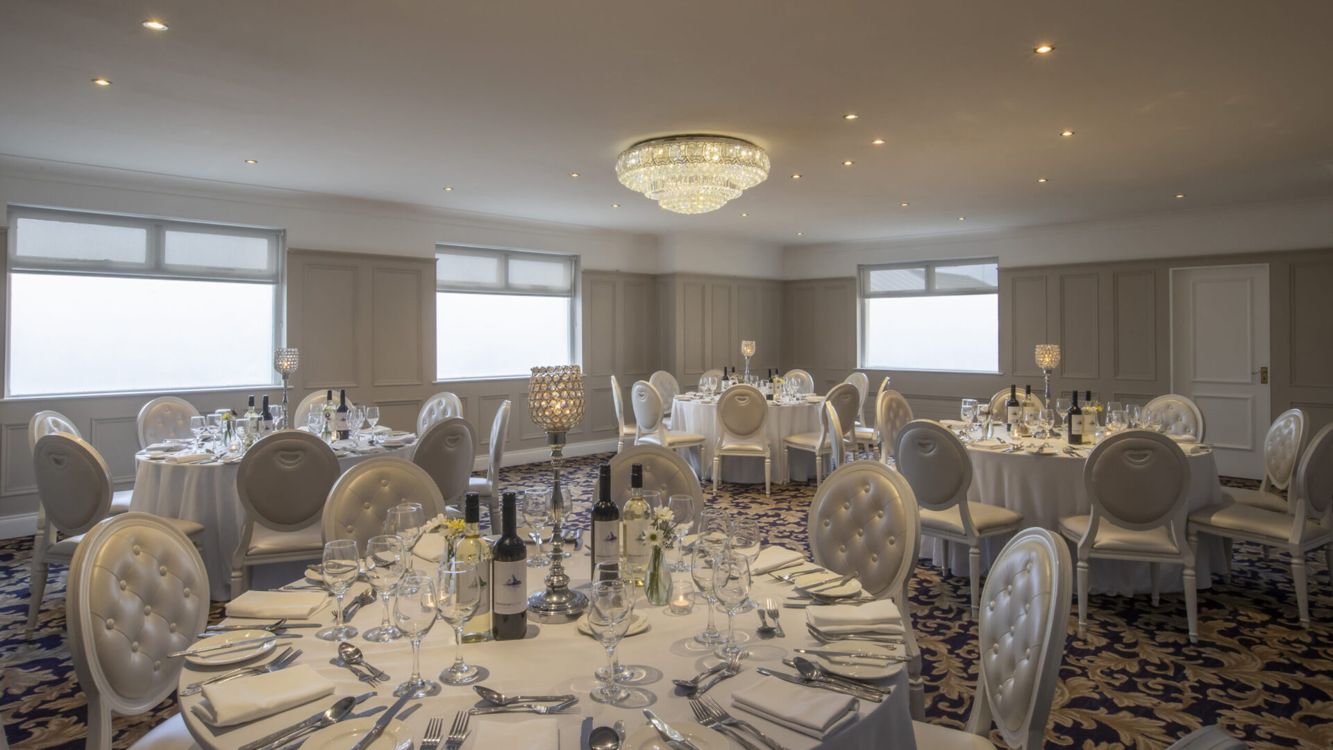 Ravensdale Suite Meal Set Up